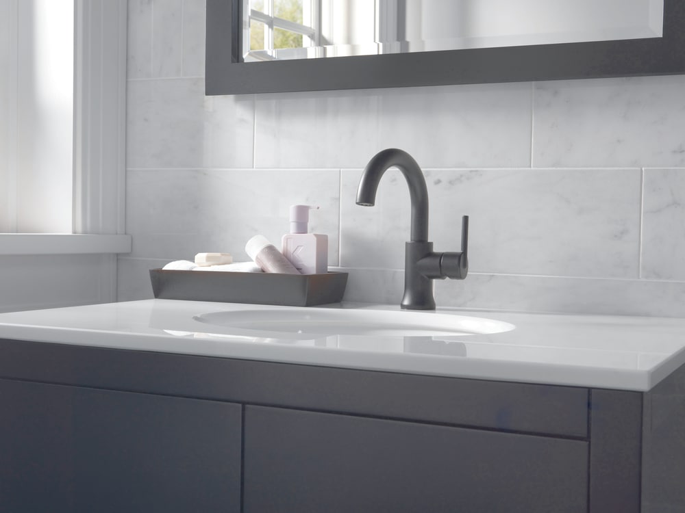 1-Handle Lavatory Faucet with Diamond Seal Technology, Matte Black M3H0 - product image 4