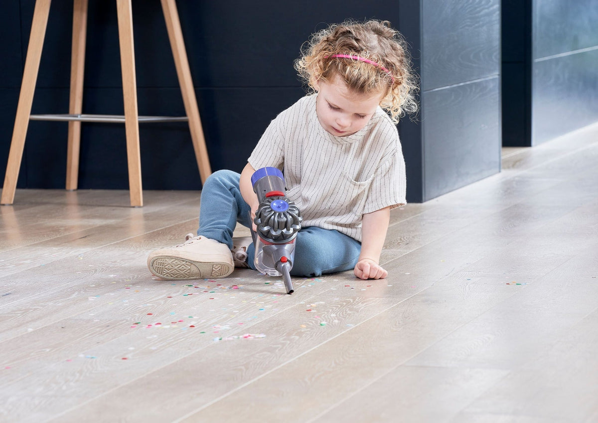 Stick Vacuum Cleaner Interactive Toy, Battery Operated, Ages 3+ E6E6 - product image 7