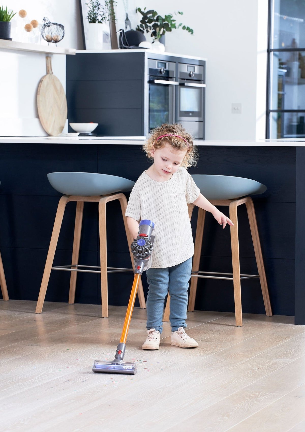 Stick Vacuum Cleaner Interactive Toy, Battery Operated, Ages 3+ E6E6 - product image 8