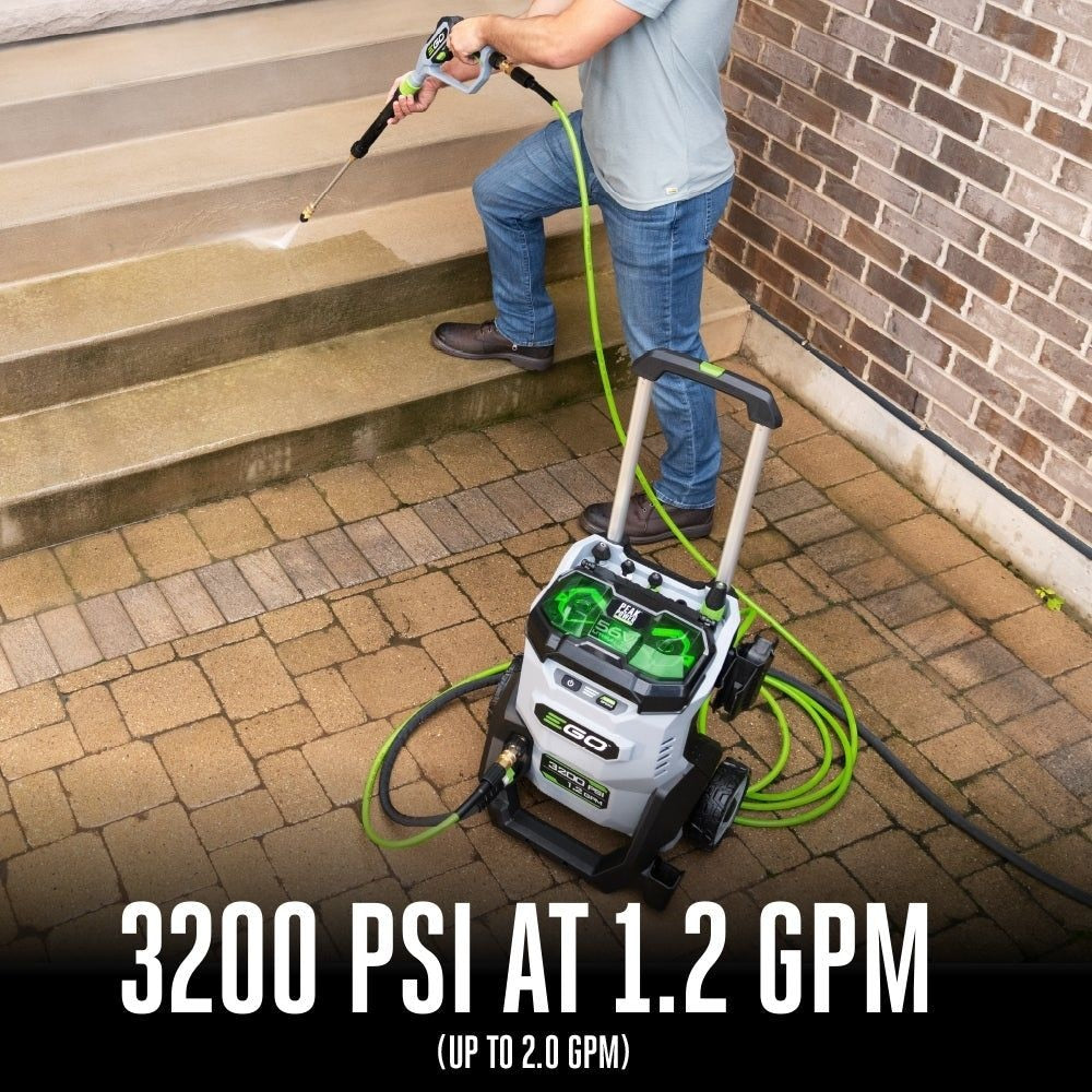 HPW3204-2 POWER+ 3200 PSI Pressure Washer with 2 x 6.0Ah Batteries and 320W Charger E7G7 - product image 3