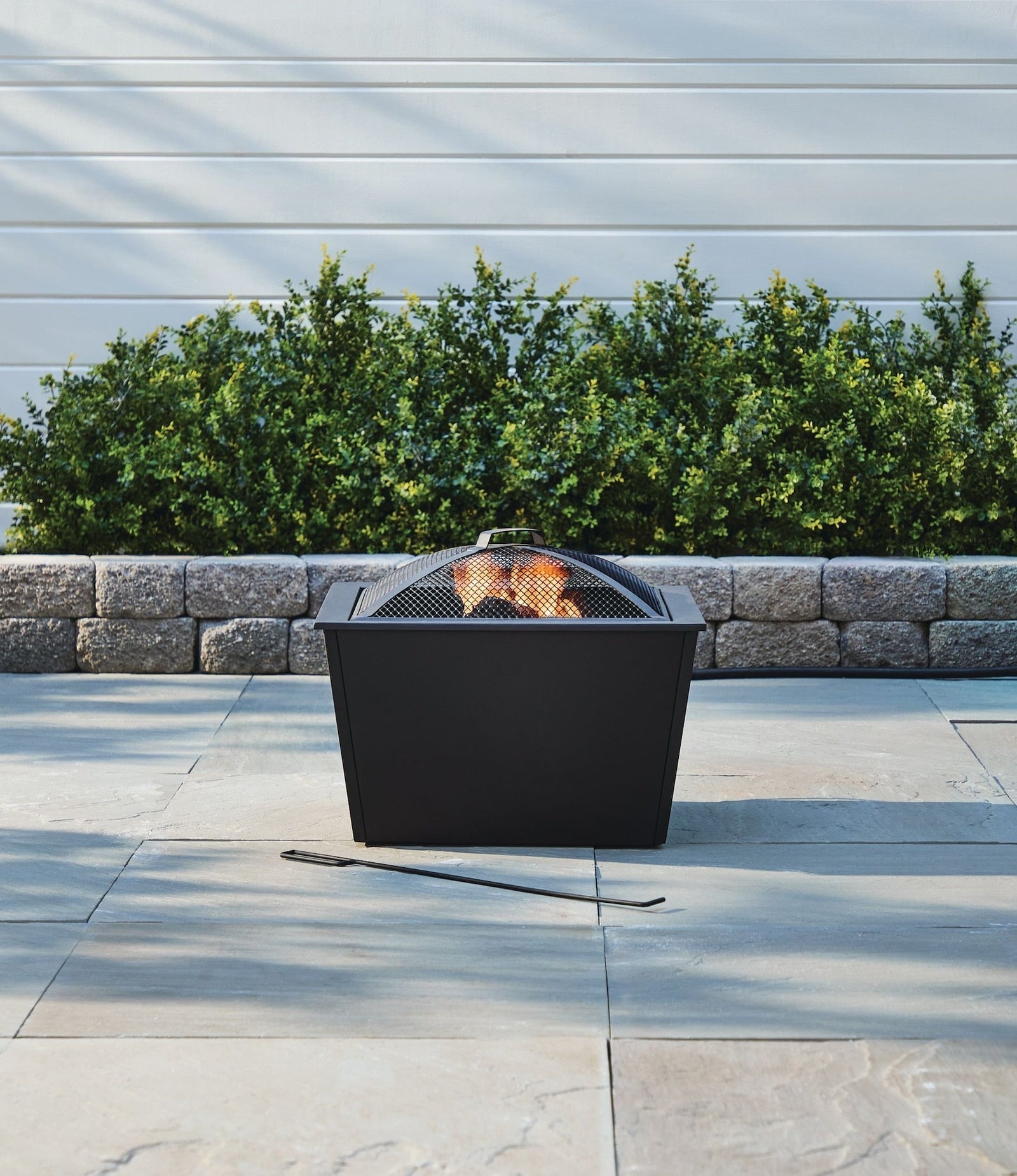 Lyall Square Outdoor Wood Firepit, 20-in, Black D9V6 - product image 6