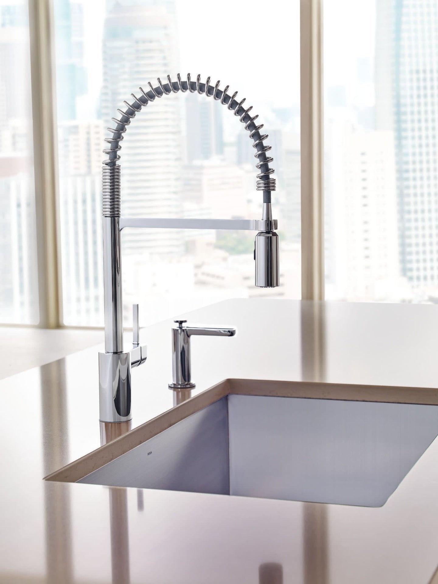 Align Single Handle High Arc Pull Down Sprayer Kitchen Faucet, Chrome J0B5 - product image 6