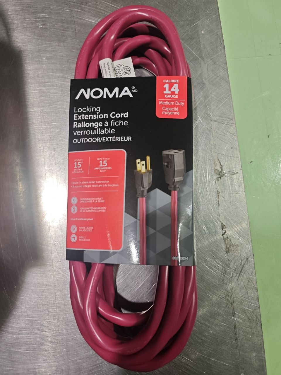 16-ft 5-in 14/3 Outdoor Extension Cord with Grounded Outlet and Locking Connector, Red X8K0 - product image 3