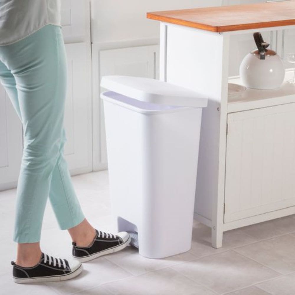 Plastic Rectangular Step Garbage Can, White, 45-L R2B0 - product image 3