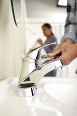 Renovate Single Handle Bathroom Sink Faucet, 4-in Centerset, Chrome D9B1 - product image 3
