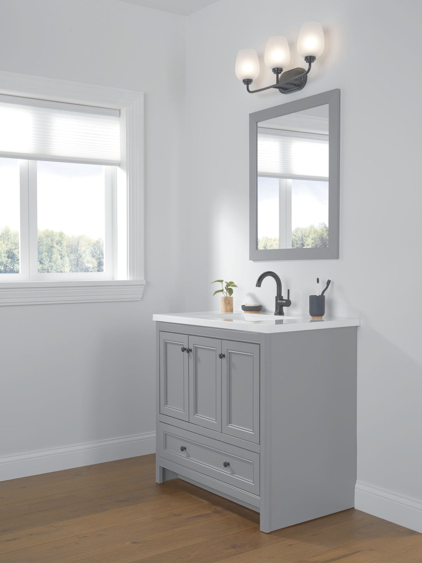 1-Handle Lavatory Faucet with Diamond Seal Technology, Matte Black M3H0 - product image 5