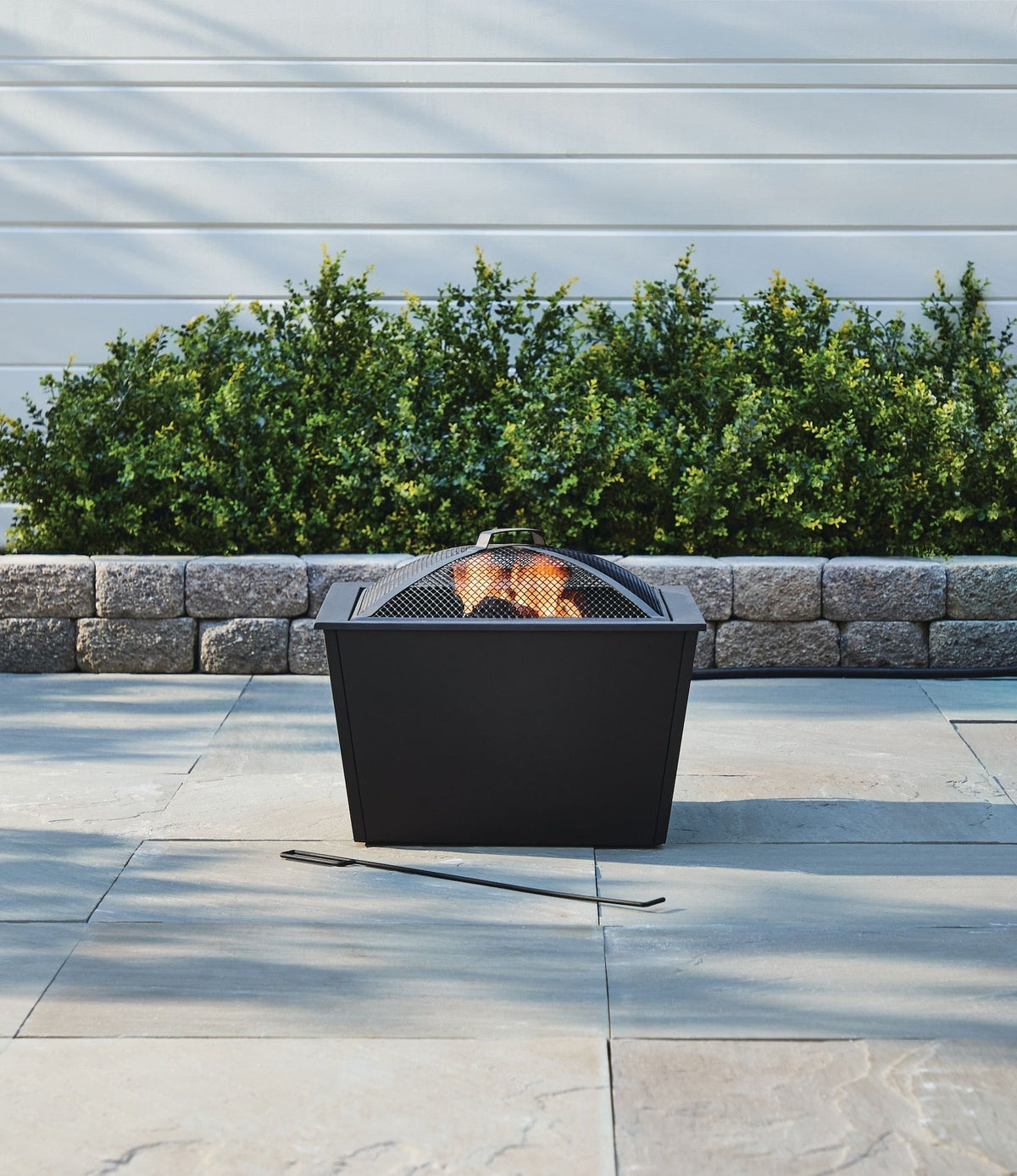 Lyall Square Outdoor Wood Firepit, 20-in, Black D9V6 - product image 6