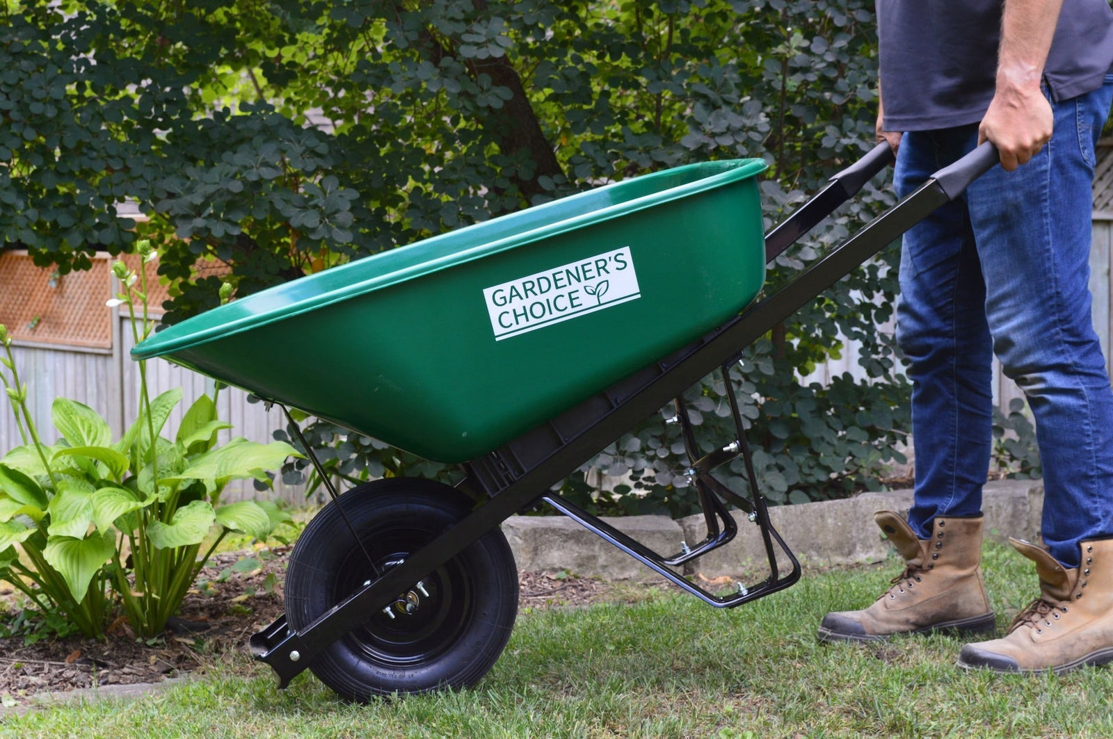 Choice 1-Wheel Homeowner Poly Tray Wheelbarrow with Steel Handles, 6-cu-ft K7N8 - product image 3