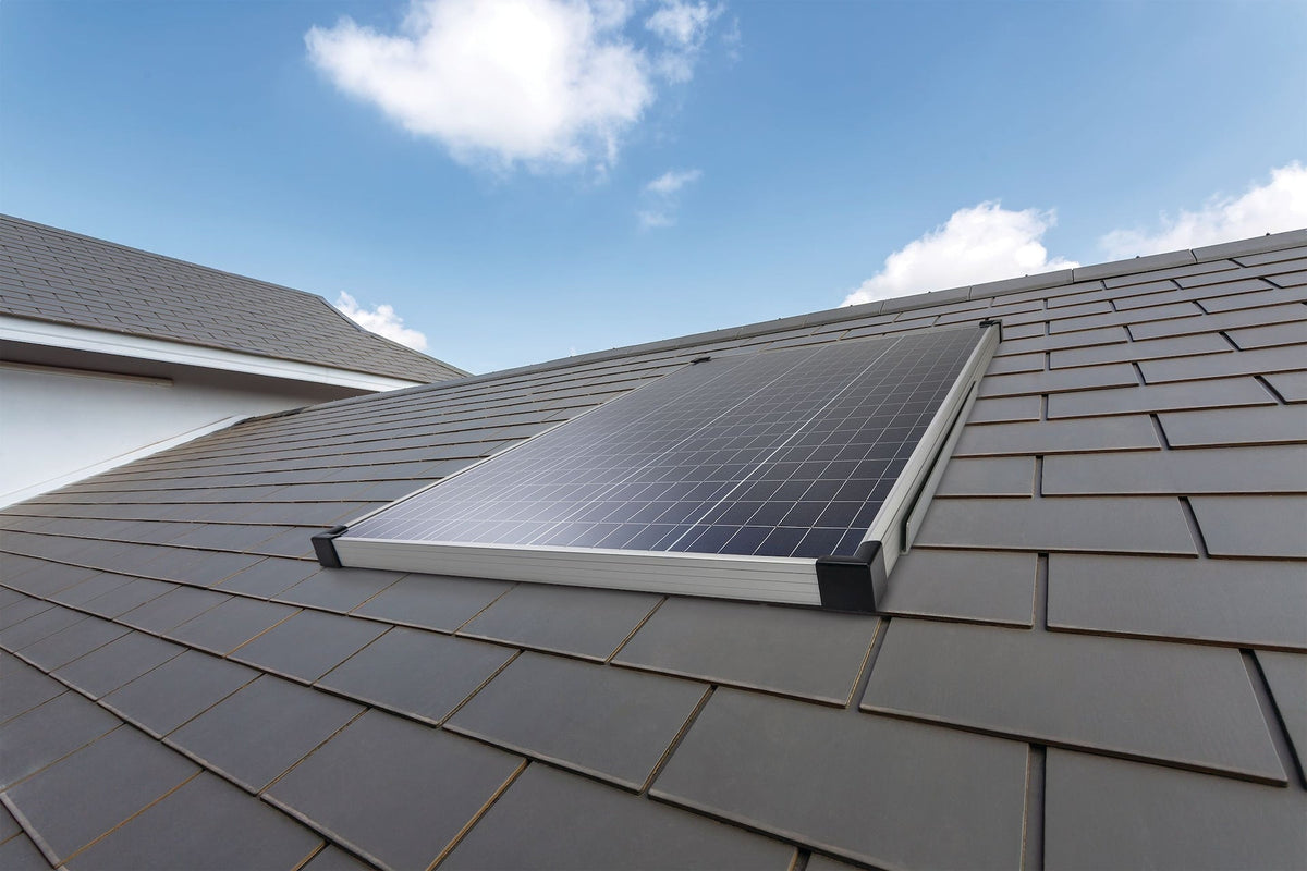 100 Watt, 12V Crystalline Solar Panel Kit with Stand and Charge Controller Q5X3 - product image 7