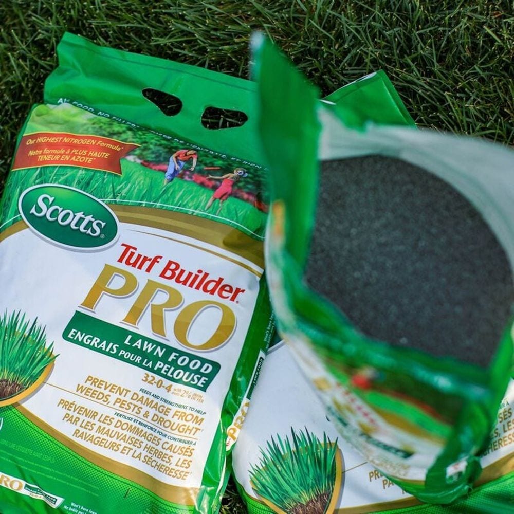 Turf Builder PRO Lawn Fertilizer, 400-m2 W0A5 - product image 3
