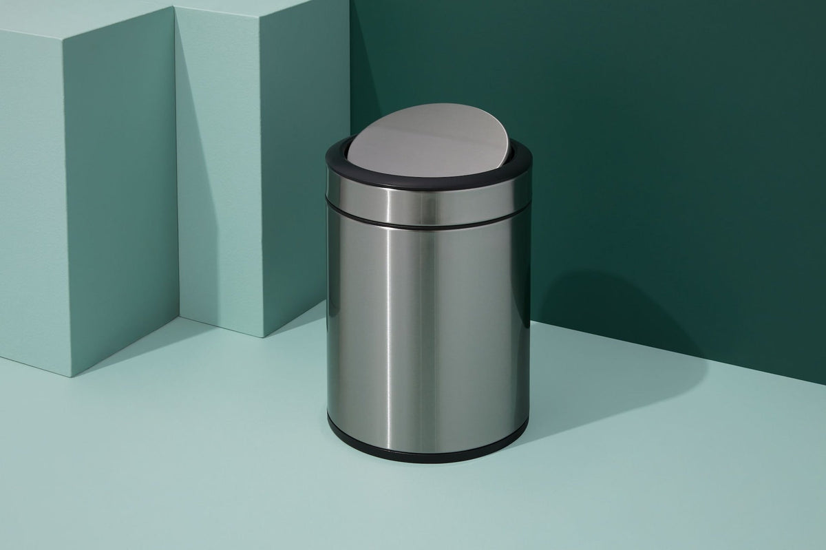 type A Steel and Plastic Circular Swing Lid Garbage Bin, Silver, 8-L Q5W5 - product image 6